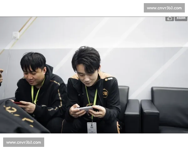 RNGM 零封 TES 赛后花絮:少年们的热血与温情 RNGM 零封 TES 赛后花絮:少年们的热血与温情