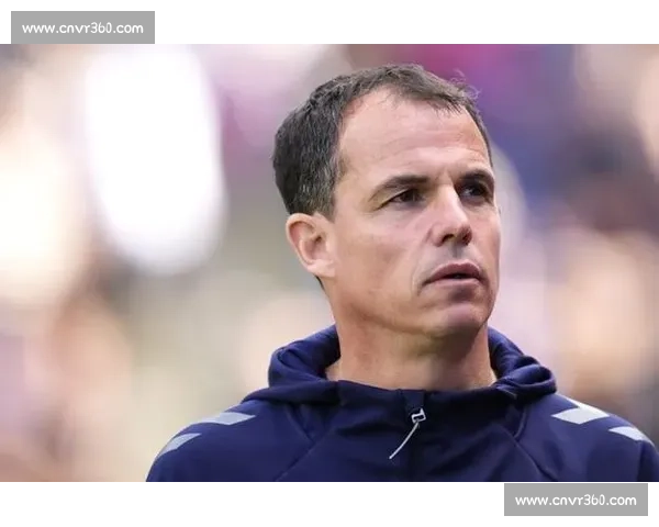 西甲双雄竞逐桑德兰飞翼罗伯茨，英超升班马铁心留核心